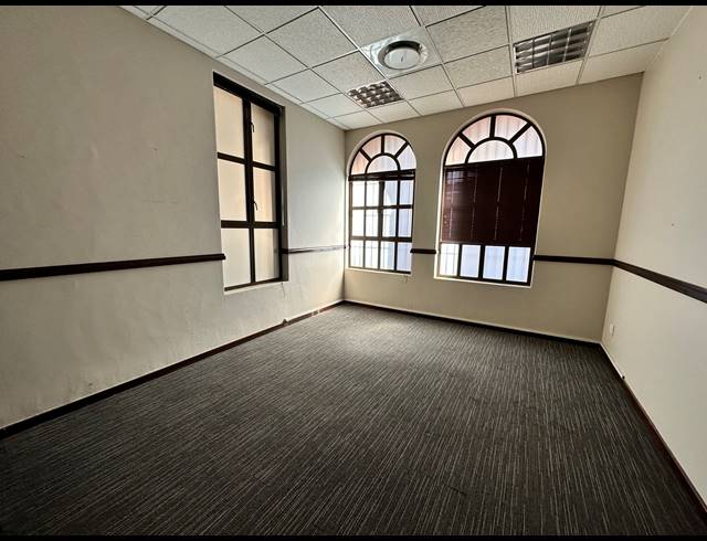 288M² OFFICE TO LET IN ROSEBANK